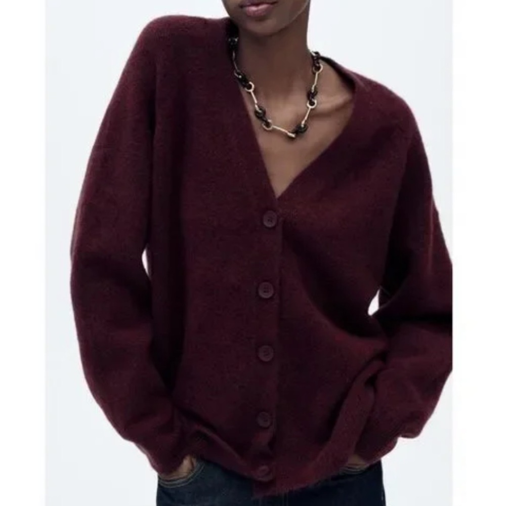 Zara Smooth Knit Soft Cardigan Size:M